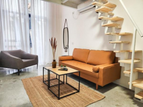 Florentine and Jaffa Loft